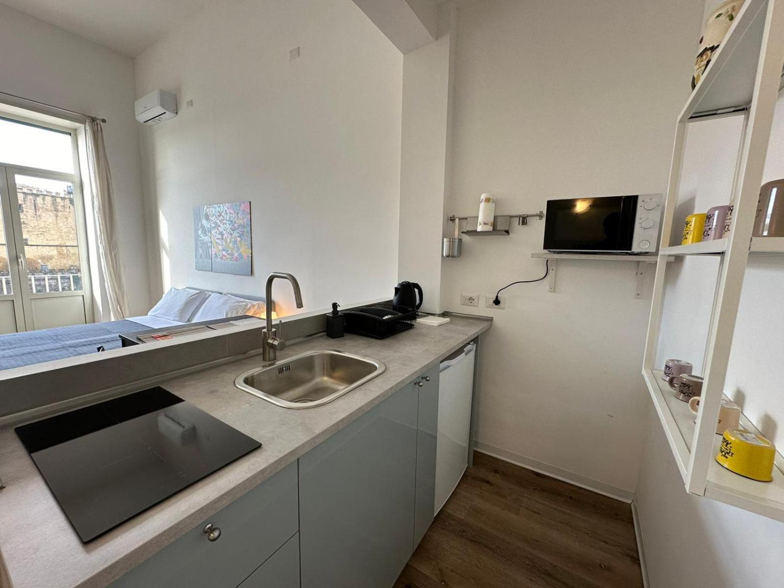 La Dimora Al Castello Central Flat Naples - My Place Экстерьер фото